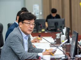 최만식 의원, 기초푸드뱅크 피해 구제 요구 기사 이미지